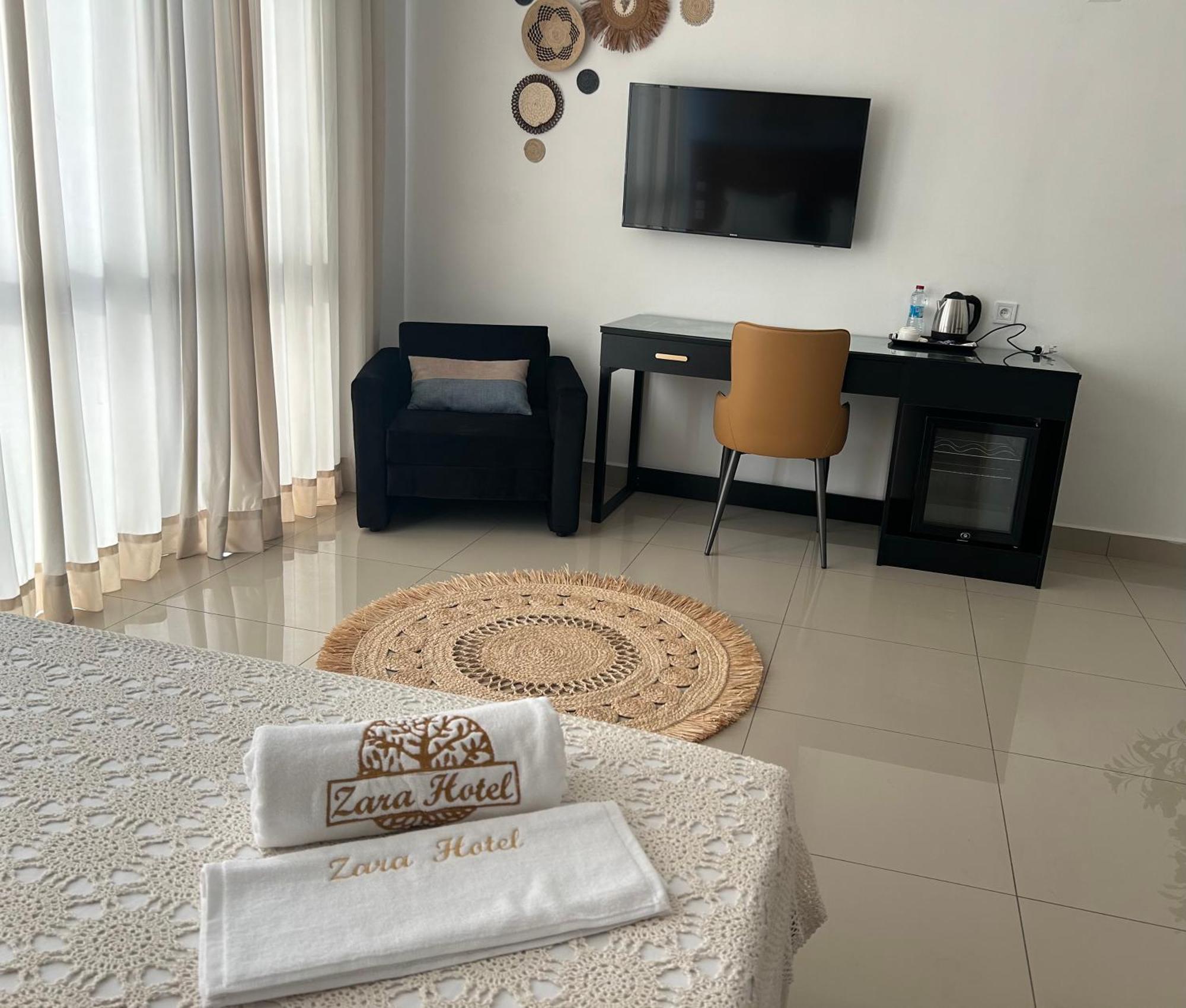 Zara Hotel Ανταναναρίβο Εξωτερικό φωτογραφία